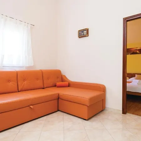 Two-bedroom In Poplat